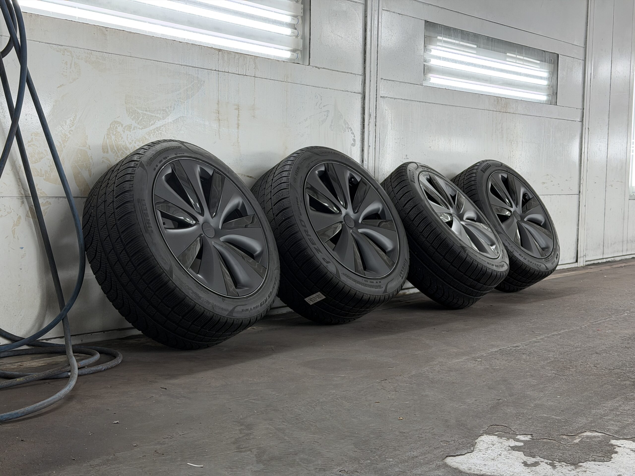 2022 – 2026 | 19" Tempest Wheels Winter Model S