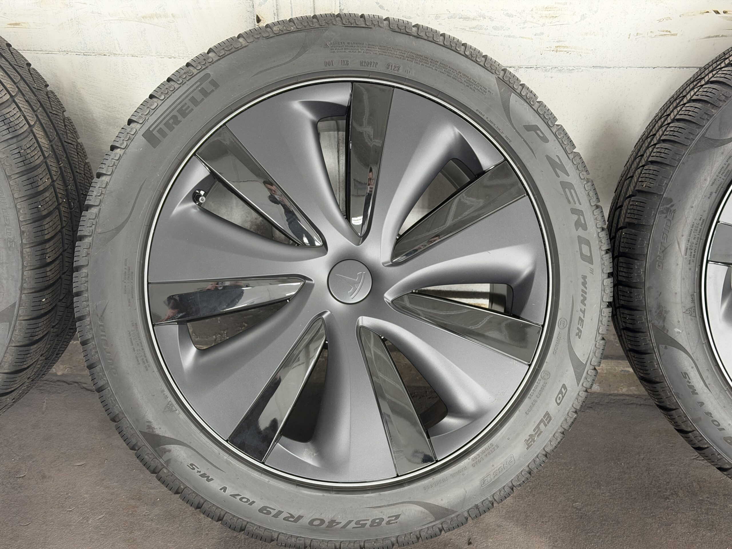 2022 – 2026 | 19" Tempest Wheels Winter Model S - Image 2