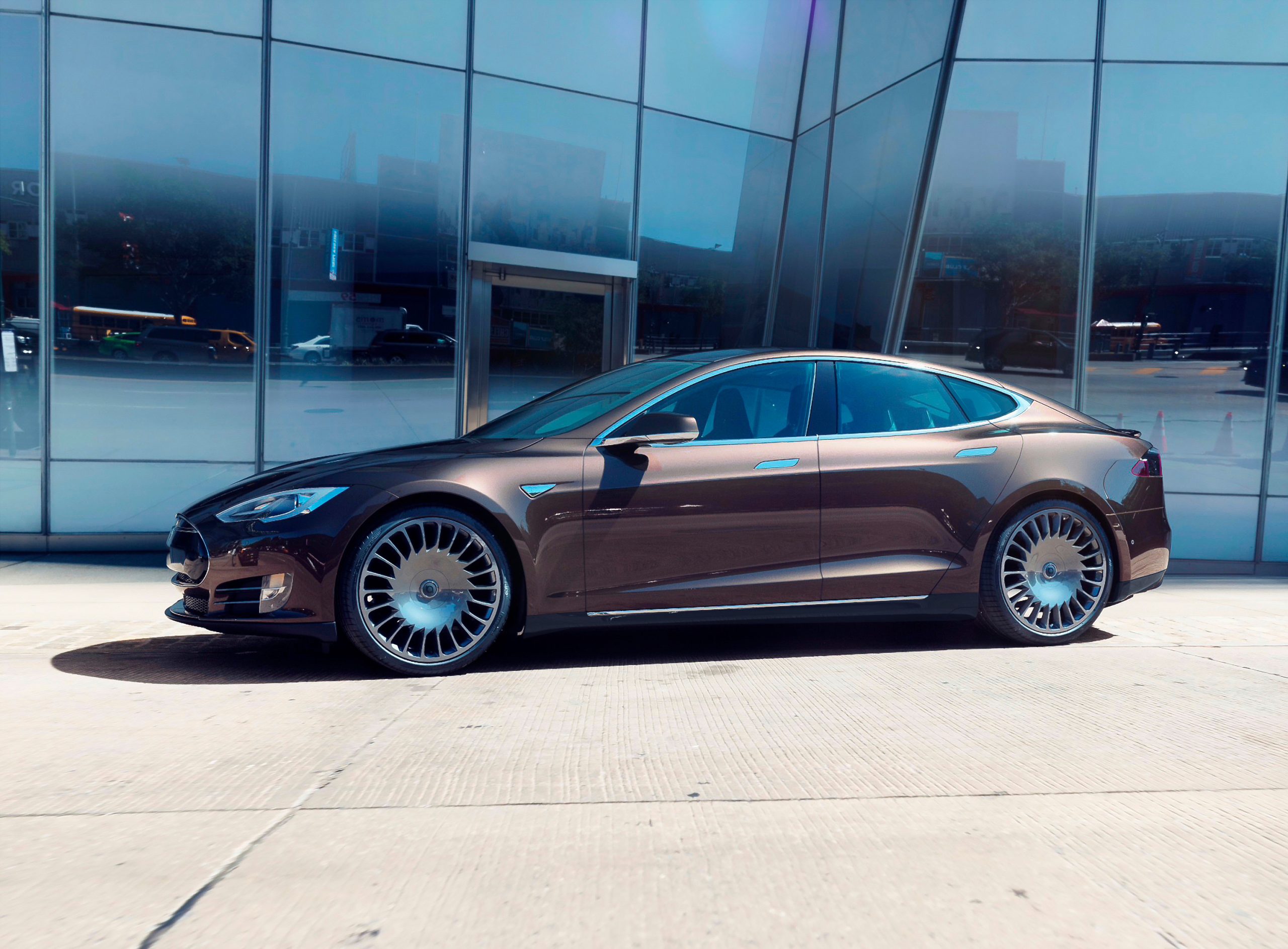 21″ RAZOR Tesla Model S 2012–2021 Wheels – Set of 4 in Glossy Titanium - Image 6