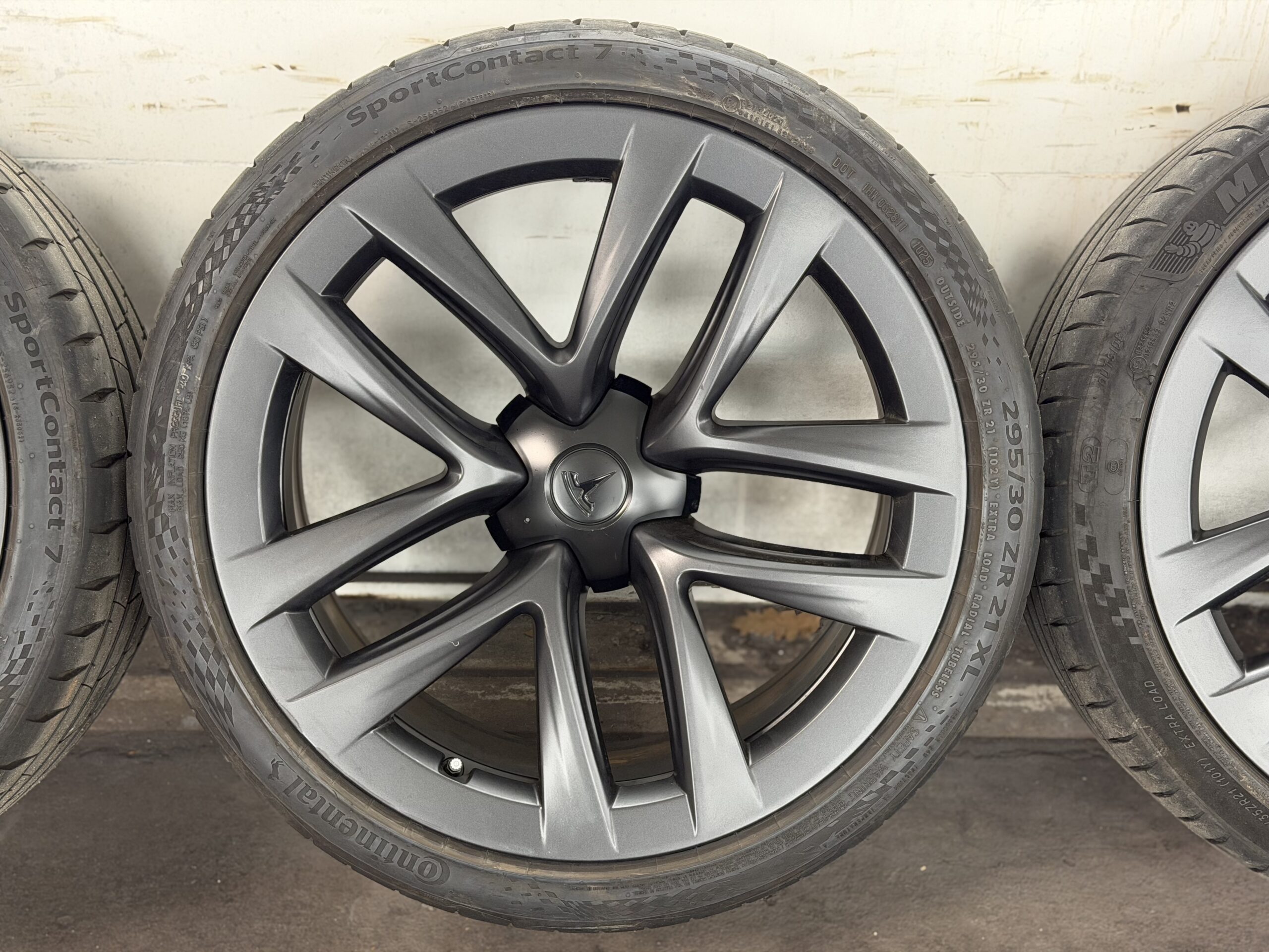 2022 – 2026 | 21″ Arachnid Wheels Summer Model S - Image 5