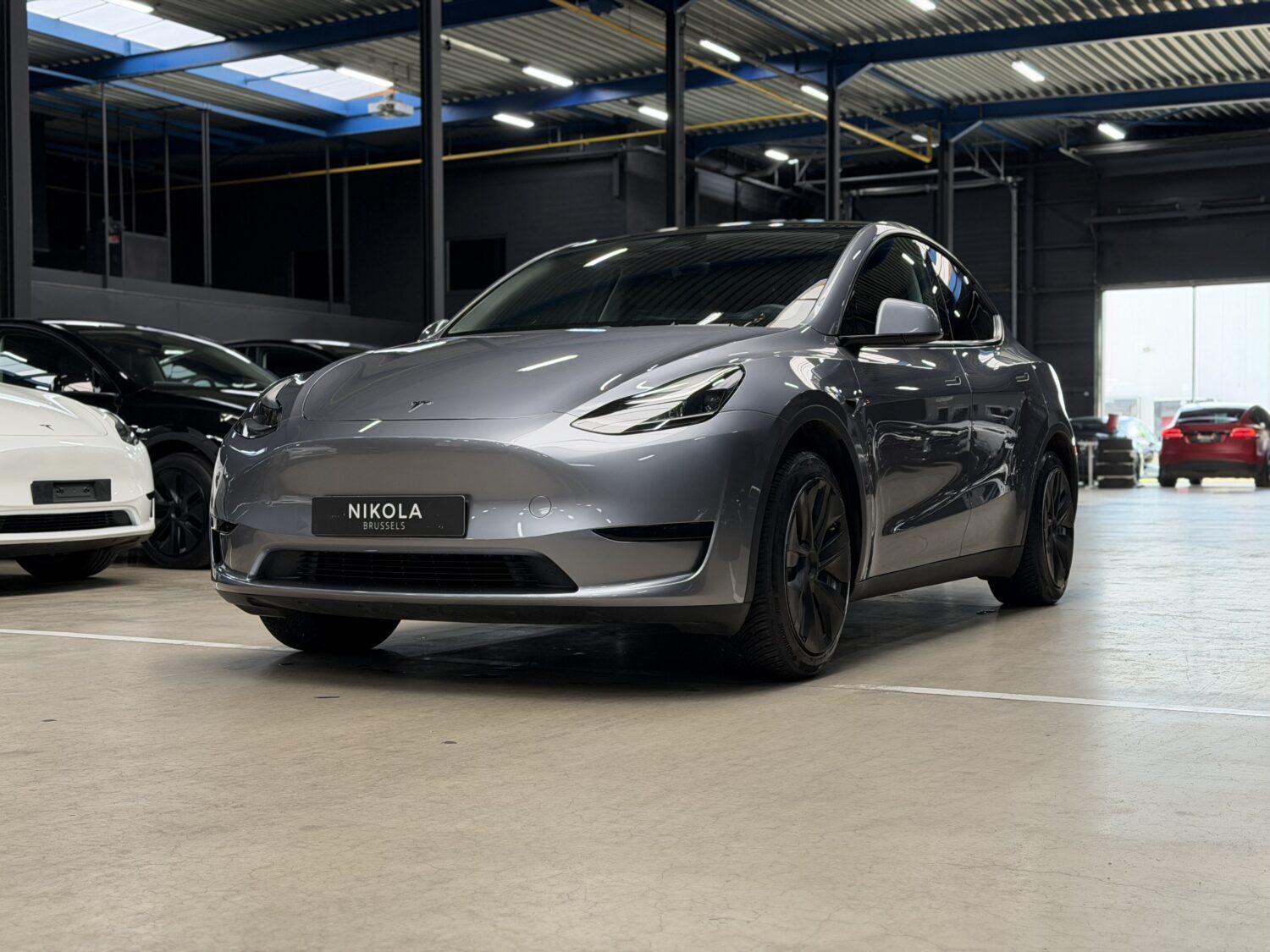Tesla Model Y Long Range RWD 2024 – photo 1
