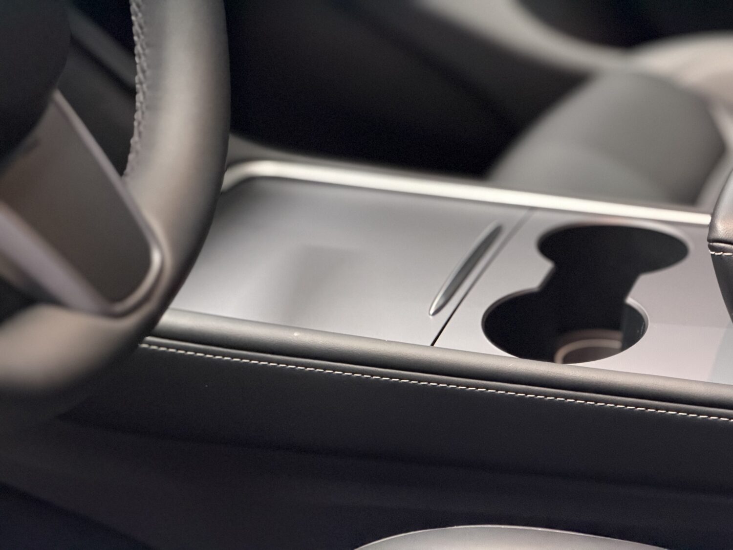 Tesla Model Y Long Range RWD 2024 – photo 6