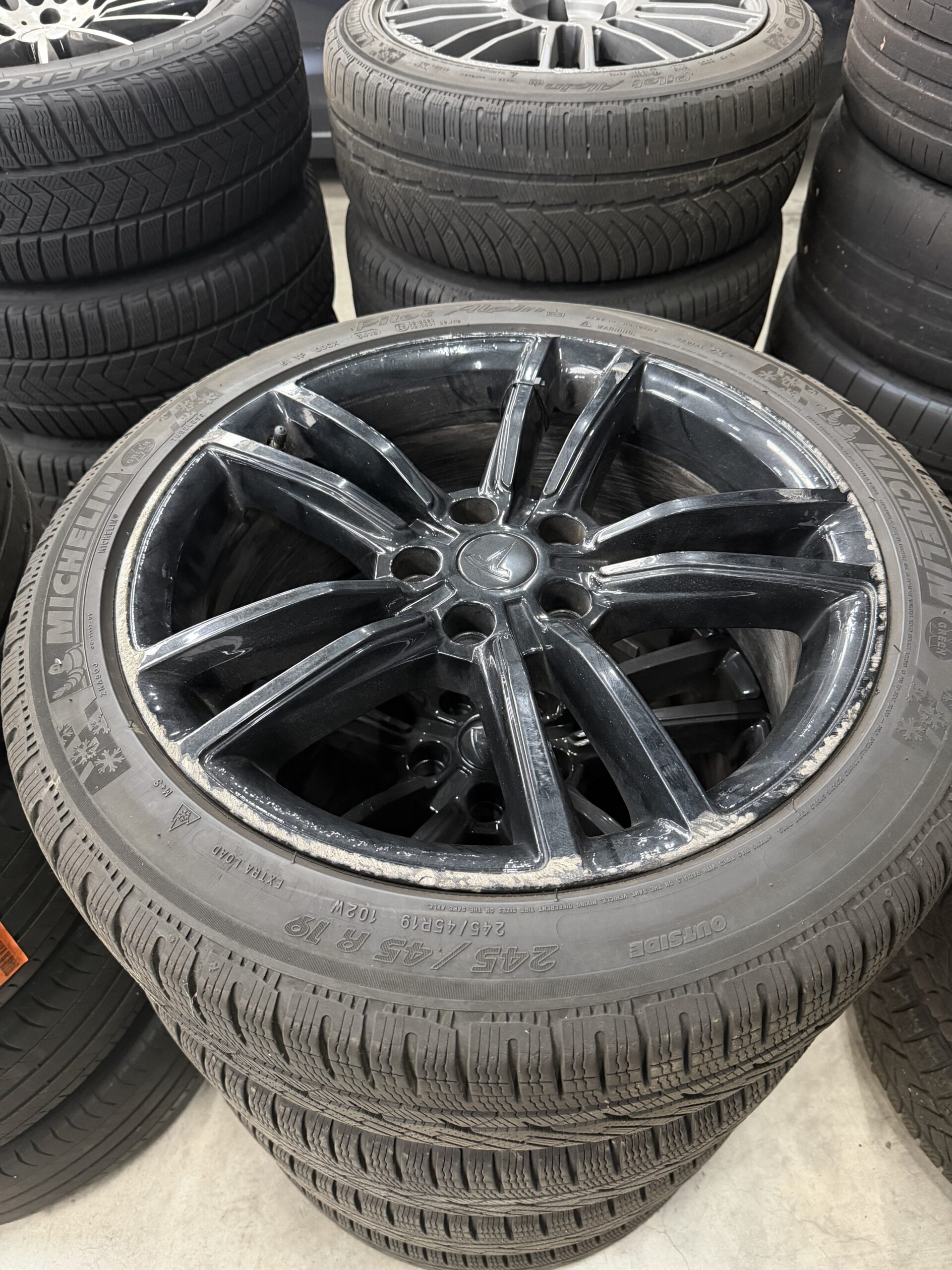 2012 – 2021 | Jantes hiver 5 branches 19” Model S (3)